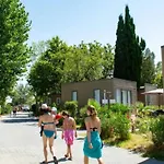 Zecamping 4 Etoiles Piscine A 4km De La Pet Friendly Club Enfant Campingplatz