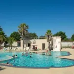 Campingplatz Zecamping 4 Etoiles Piscine A 4km De La Pet Friendly Club Enfant Grimaud