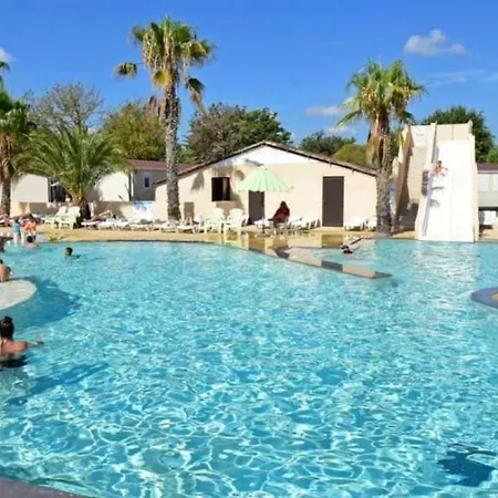 Кемпинг Zecamping 4 Etoiles Piscine A 4km De La Pet Friendly Club Enfant Гримо